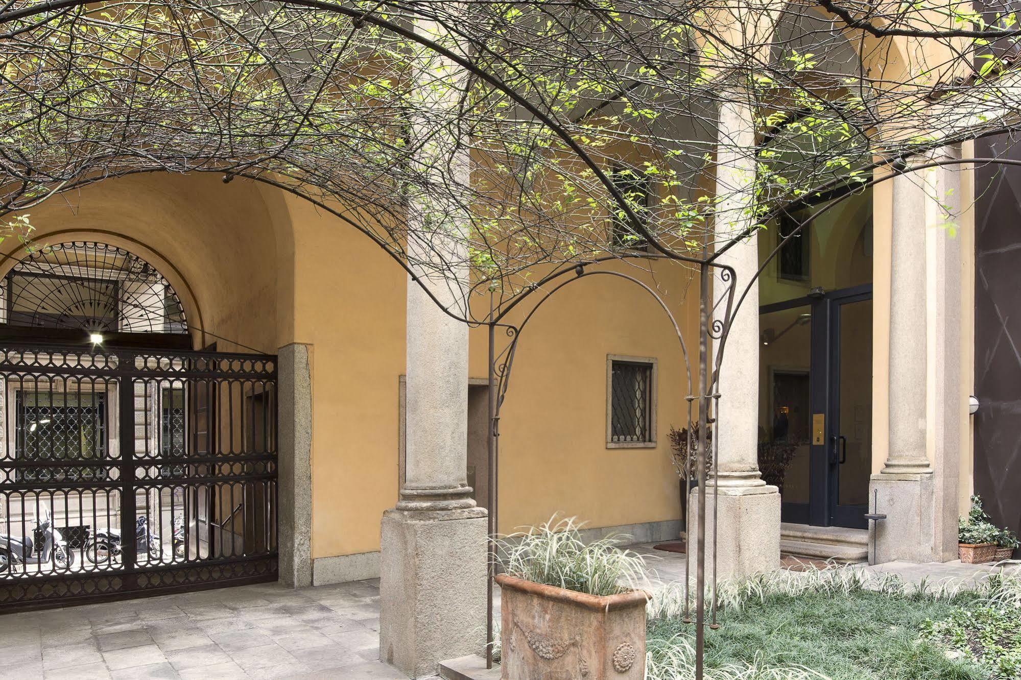 Numa Milan Camperio Aparthotel Exterior photo